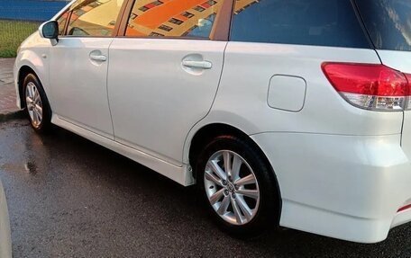 Toyota Wish II, 2011 год, 1 330 000 рублей, 2 фотография