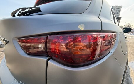 Infiniti FX II, 2008 год, 1 300 000 рублей, 21 фотография