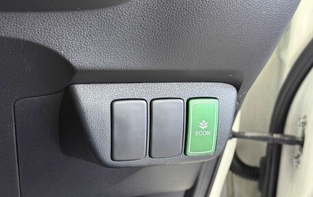 Honda Fit III, 2013 год, 699 000 рублей, 16 фотография