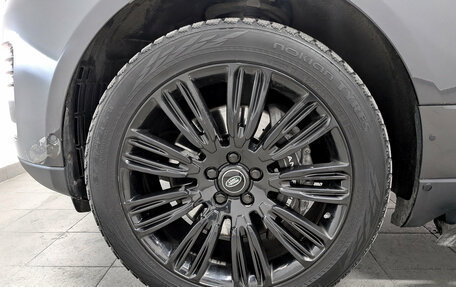 Land Rover Range Rover IV рестайлинг, 2019 год, 7 800 000 рублей, 18 фотография