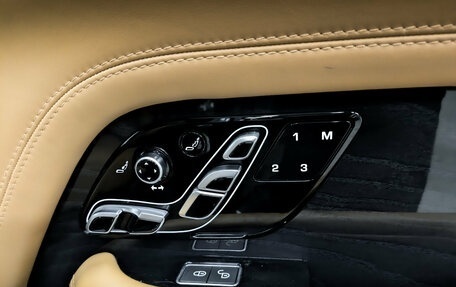 Land Rover Range Rover IV рестайлинг, 2019 год, 7 800 000 рублей, 26 фотография