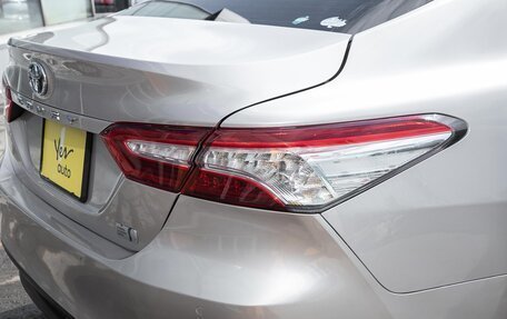 Toyota Camry, 2017 год, 2 198 000 рублей, 10 фотография