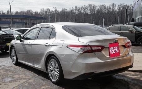 Toyota Camry, 2017 год, 2 198 000 рублей, 11 фотография