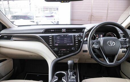 Toyota Camry, 2017 год, 2 198 000 рублей, 19 фотография