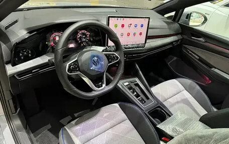 Volkswagen Golf VIII, 2025 год, 3 779 555 рублей, 4 фотография