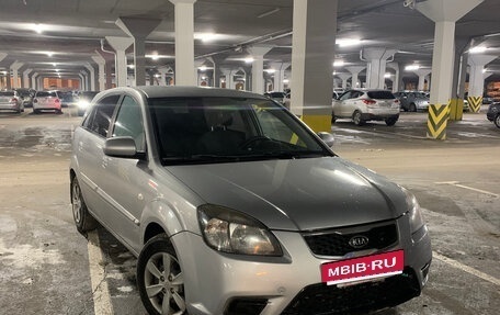 KIA Rio II, 2009 год, 490 000 рублей, 1 фотография