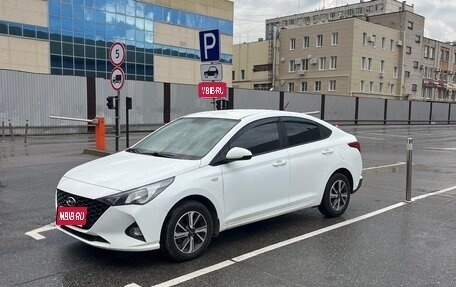 Hyundai Solaris II рестайлинг, 2020 год, 1 400 000 рублей, 1 фотография