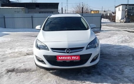 Opel Astra J, 2013 год, 1 000 000 рублей, 1 фотография