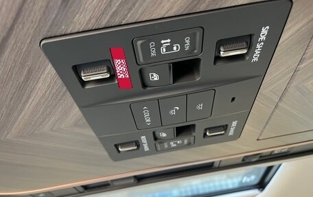 Lexus LM, 2024 год, 13 150 000 рублей, 28 фотография