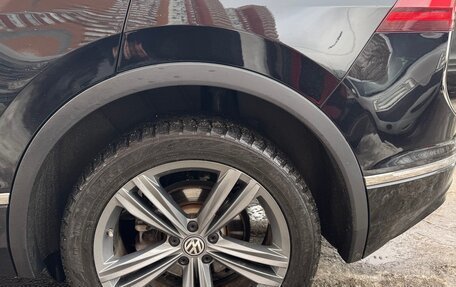 Volkswagen Tiguan II, 2019 год, 3 000 000 рублей, 9 фотография