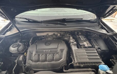 Volkswagen Tiguan II, 2019 год, 3 000 000 рублей, 19 фотография