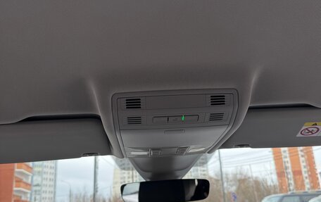 Volkswagen Tiguan II, 2019 год, 3 000 000 рублей, 30 фотография