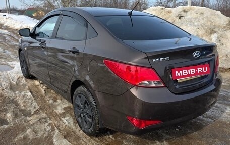 Hyundai Solaris II рестайлинг, 2015 год, 650 000 рублей, 4 фотография