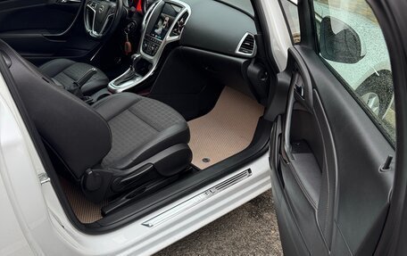 Opel Astra J, 2014 год, 1 150 000 рублей, 9 фотография