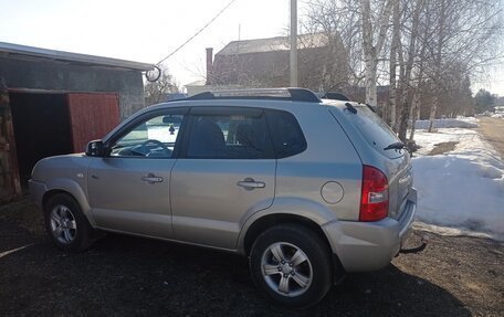 Hyundai Tucson III, 2006 год, 700 000 рублей, 3 фотография