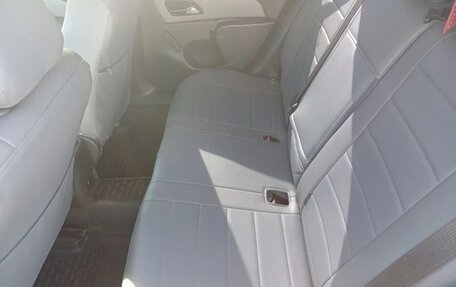 Chevrolet Cruze II, 2011 год, 570 000 рублей, 5 фотография