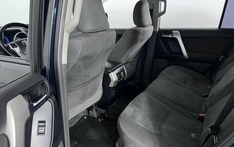 Toyota Land Cruiser Prado 150 рестайлинг 2, 2010 год, 2 950 000 рублей, 10 фотография