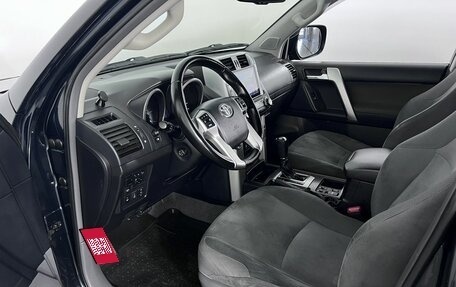 Toyota Land Cruiser Prado 150 рестайлинг 2, 2010 год, 2 950 000 рублей, 9 фотография