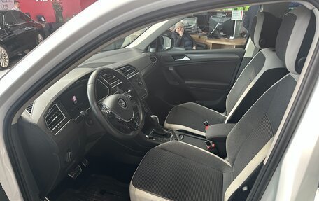 Volkswagen Tiguan II, 2020 год, 2 640 000 рублей, 6 фотография