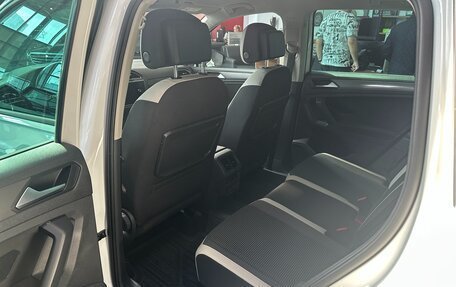 Volkswagen Tiguan II, 2020 год, 2 640 000 рублей, 7 фотография