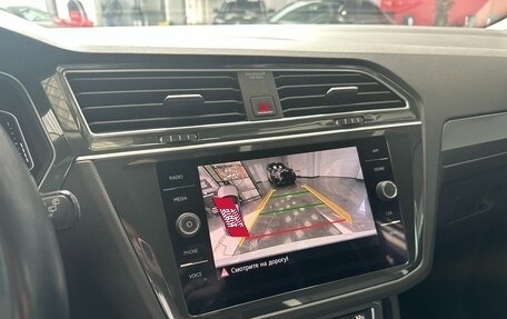 Volkswagen Tiguan II, 2020 год, 2 640 000 рублей, 26 фотография