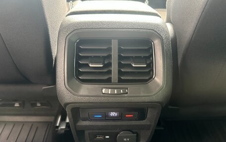 Volkswagen Tiguan II, 2020 год, 2 640 000 рублей, 27 фотография