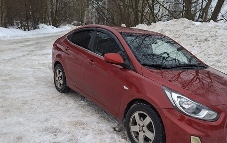 Hyundai Solaris II рестайлинг, 2011 год, 480 000 рублей, 2 фотография