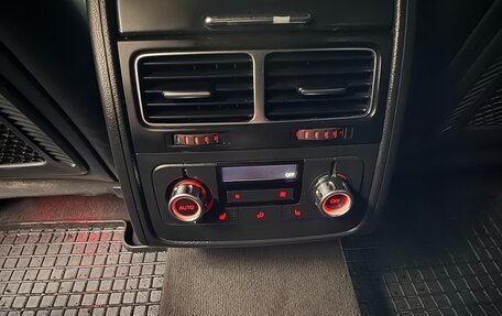 Volkswagen Touareg III, 2011 год, 1 550 000 рублей, 10 фотография