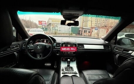 Volkswagen Touareg III, 2011 год, 1 550 000 рублей, 9 фотография