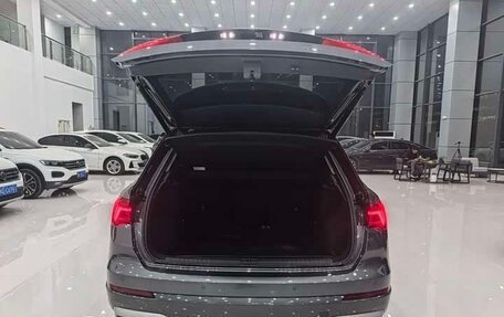 Audi Q3, 2022 год, 2 500 000 рублей, 5 фотография