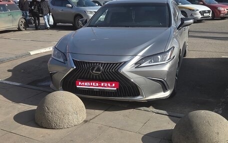 Lexus ES VII, 2020 год, 3 000 000 рублей, 1 фотография