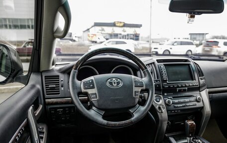 Toyota Land Cruiser 200, 2011 год, 3 378 000 рублей, 21 фотография