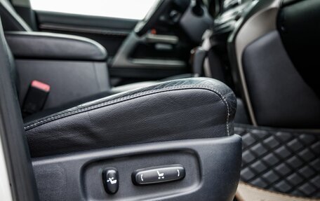 Toyota Land Cruiser 200, 2011 год, 3 378 000 рублей, 25 фотография