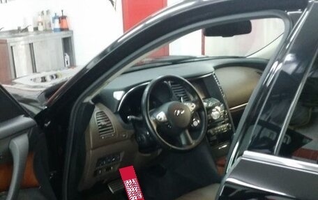 Infiniti QX70, 2014 год, 3 300 000 рублей, 9 фотография