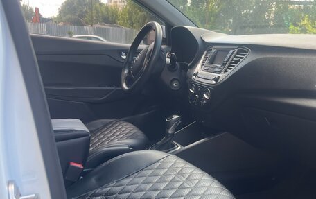 Hyundai Solaris II рестайлинг, 2020 год, 1 400 000 рублей, 7 фотография