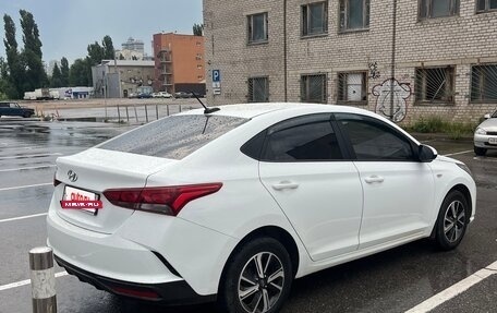 Hyundai Solaris II рестайлинг, 2020 год, 1 400 000 рублей, 5 фотография