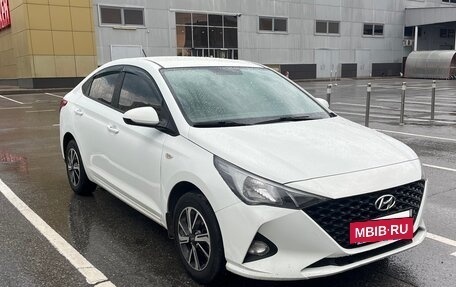 Hyundai Solaris II рестайлинг, 2020 год, 1 400 000 рублей, 3 фотография