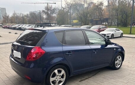 KIA cee'd I рестайлинг, 2008 год, 700 000 рублей, 4 фотография