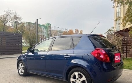 KIA cee'd I рестайлинг, 2008 год, 700 000 рублей, 2 фотография