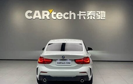 BMW 1 серия, 2021 год, 1 590 000 рублей, 5 фотография