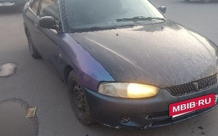 Mitsubishi Mirage VI рестайлинг, 2001 год, 80 000 рублей, 8 фотография