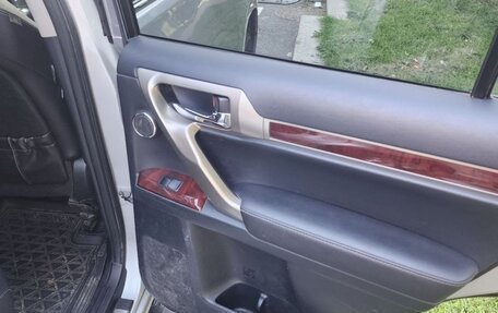 Lexus GX II, 2010 год, 3 200 000 рублей, 13 фотография