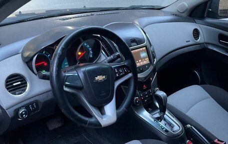Chevrolet Cruze II, 2014 год, 600 000 рублей, 9 фотография
