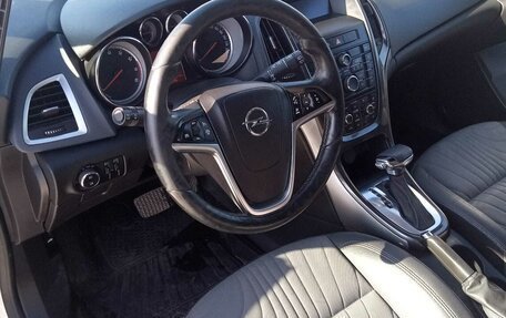 Opel Astra J, 2013 год, 1 000 000 рублей, 7 фотография