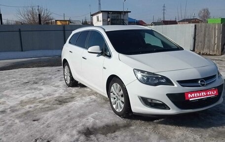 Opel Astra J, 2013 год, 1 000 000 рублей, 2 фотография