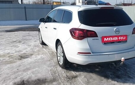 Opel Astra J, 2013 год, 1 000 000 рублей, 5 фотография