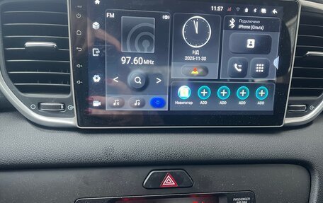 KIA Sportage IV рестайлинг, 2022 год, 3 080 000 рублей, 7 фотография