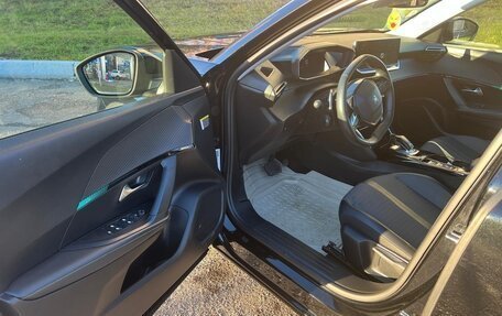 Peugeot 2008 II, 2021 год, 1 850 000 рублей, 12 фотография