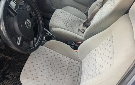 Volkswagen Pointer, 2004 год, 100 000 рублей, 9 фотография