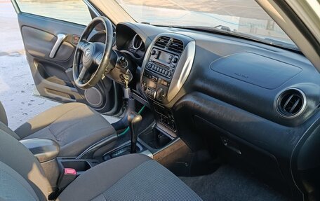 Toyota RAV4, 2005 год, 750 000 рублей, 5 фотография